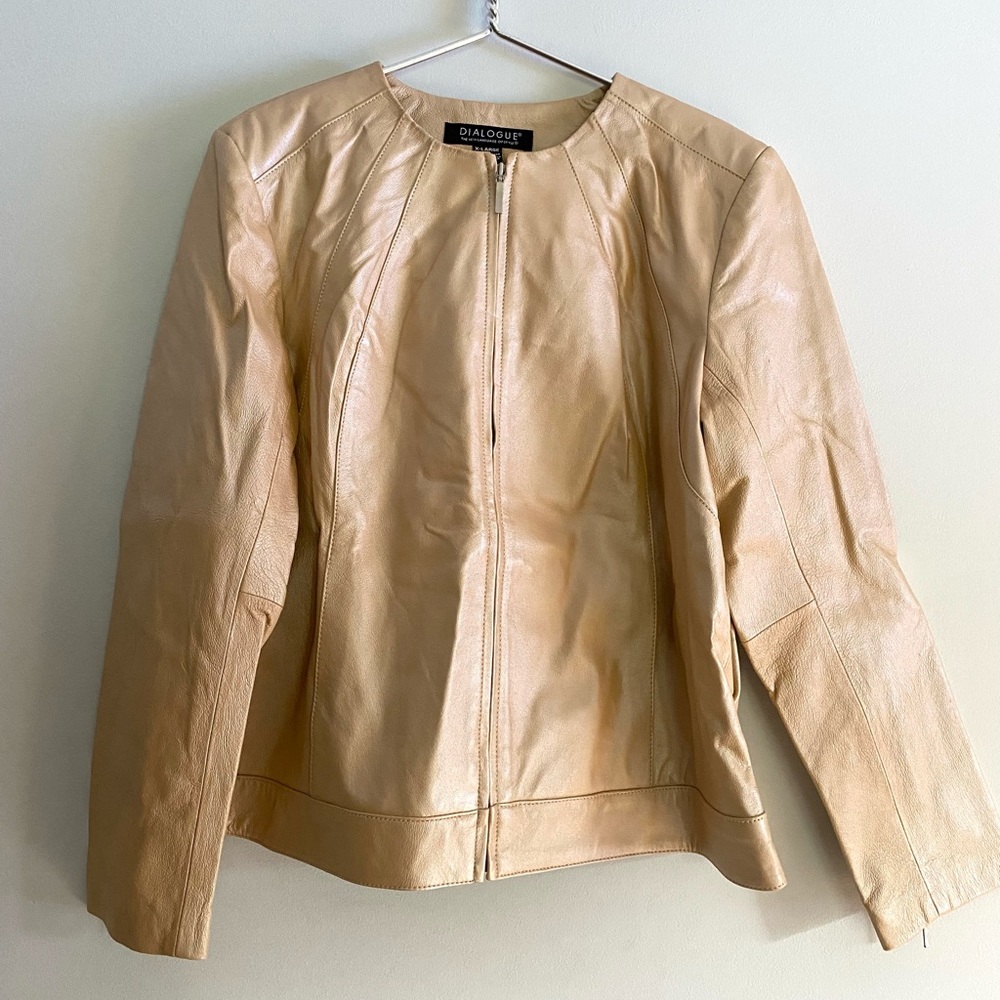 New Dialogue the new language of style Champagne (light tan) leather coat